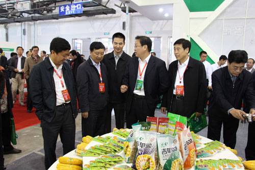 吉農高新公司參加第十一屆全國系列報道三